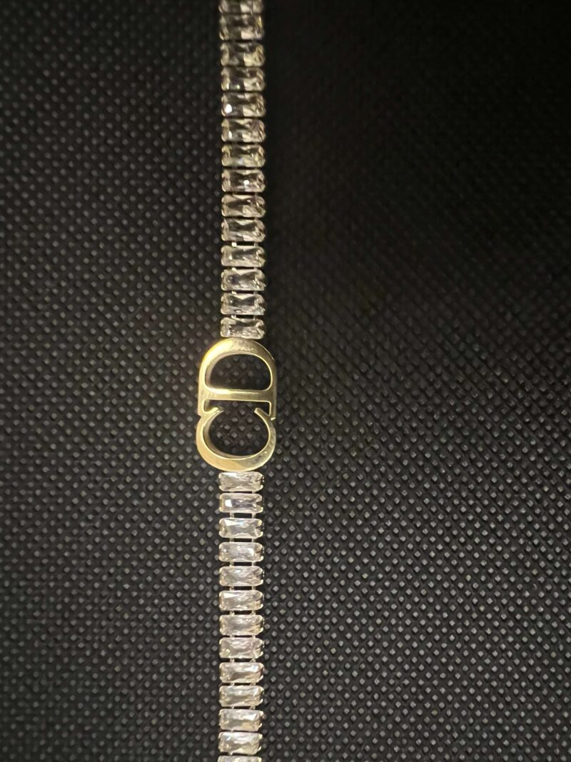 Bracelet Blaqué Or Chrétien Dior – Élégance Moderne et Résistance Exceptionnelle