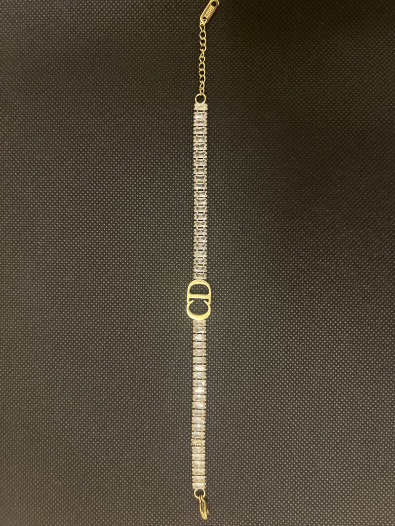 Bracelet Blaqué Or Chrétien Dior – Élégance Moderne et Résistance Exceptionnelle