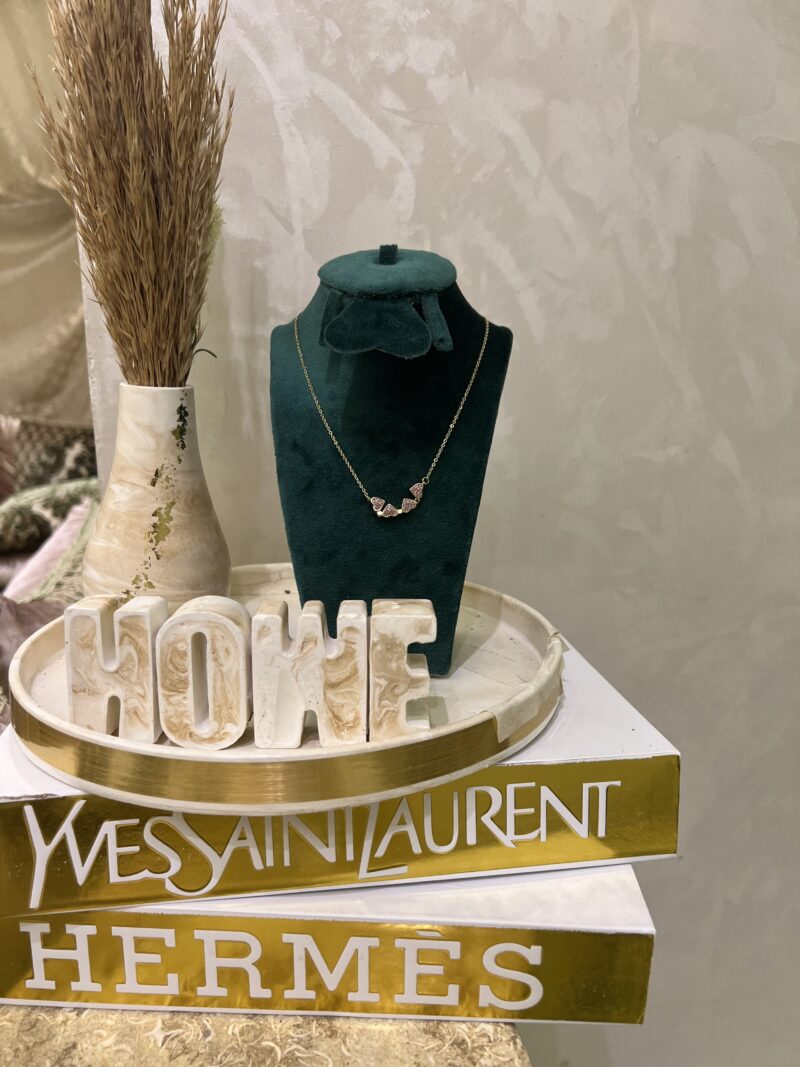 Collier Plaqué Or avec Pendentif 4 Cœurs en Forme Circulaire et Ouvrable – Élégance et Symbolisme